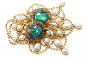 Estate Jewelry Buyers in Boca Raton - David Stern Jewelers - Get the highest price for your gold when you sell your estate jewelry to David Stern Jewelers