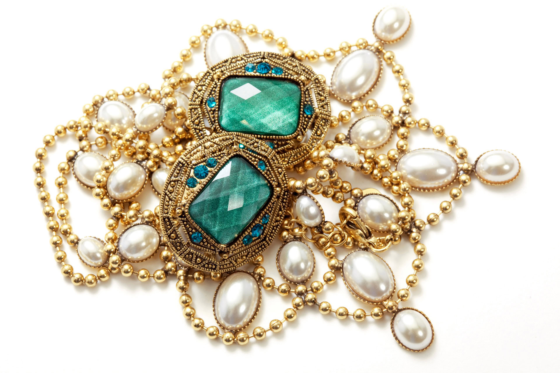Estate Jewelry Buyers in Boca Raton - David Stern Jewelers - Get the highest price for your gold when you sell your estate jewelry to David Stern Jewelers